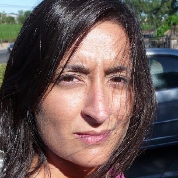 Meet your Posher, Neha - Picture 2 of 2